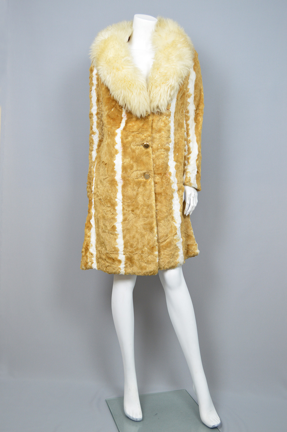 Vintage 70s Glamour Faux Fur Coat Womens Winter Coat Shearling Collar